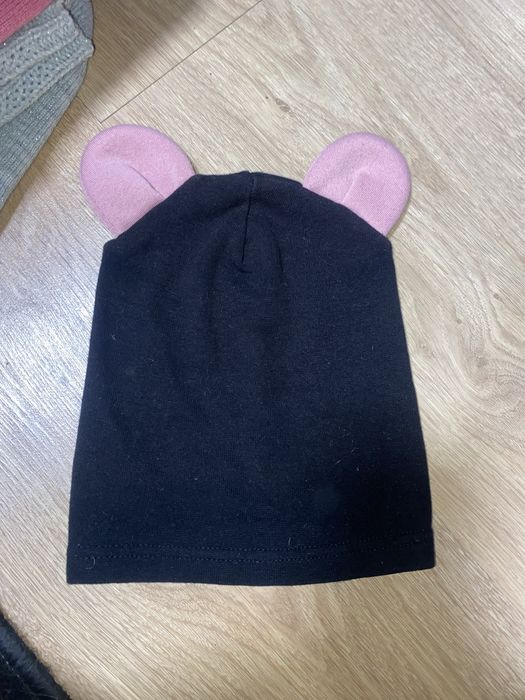 Шапки на дівчинку ,Ціна за всі