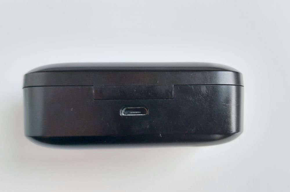 Навушники QCY T5 (добрий стан )