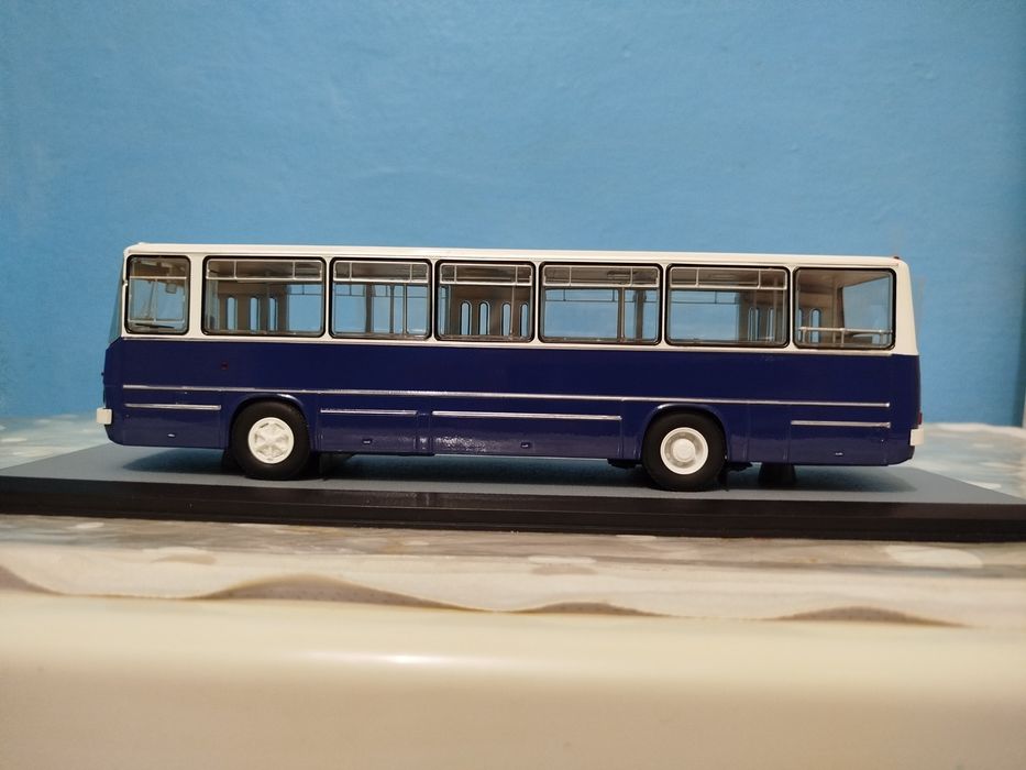 Модель міського автобусу Ікарус 260 "DEMPRICE" 1:43 (конверсія)