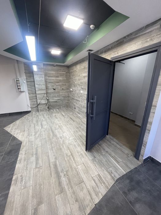 Продаж приміщення 61 кв м ЖК Теремки, вул. Заболотного, 15