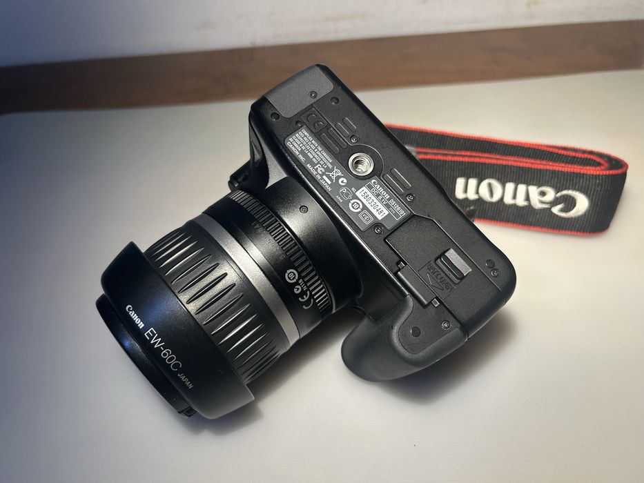 Canon EOS 1000D | obiektyw EF-S 18-55 | super stan tylko 12519 zdjęć