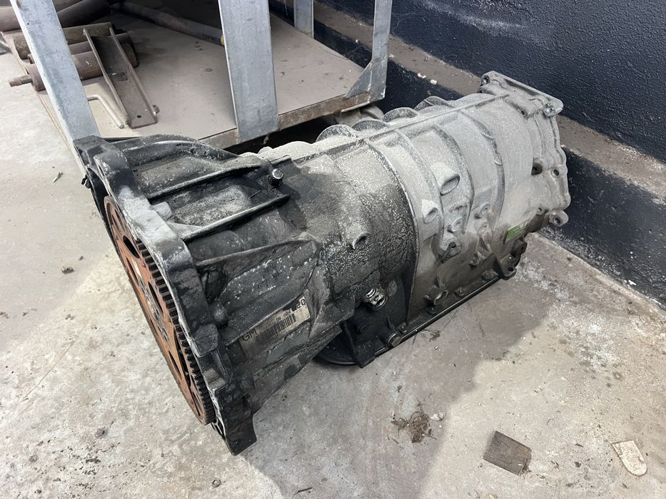 Caixa automatica bmw e83 GM