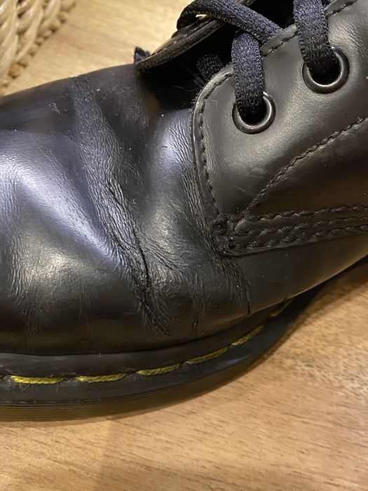 Glany Dr. Martens