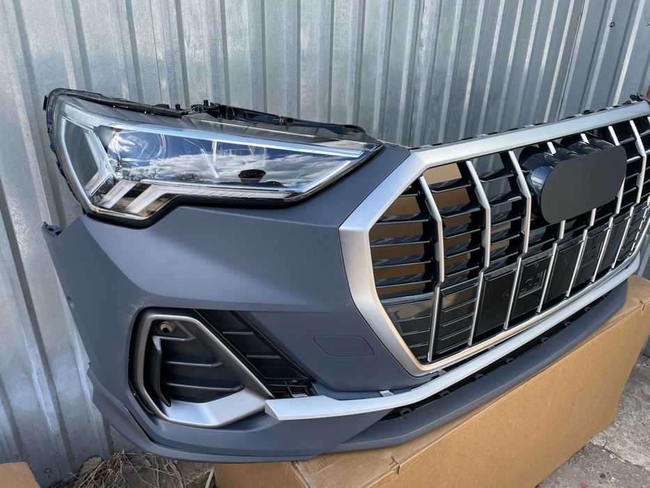 Audi Q3 20+ оптика   83A941773B 83A941774B