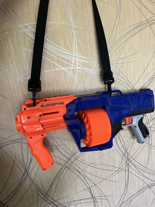 Бластер Nerf N-Strike Elite Surgefire з барабаном на 15 патронів