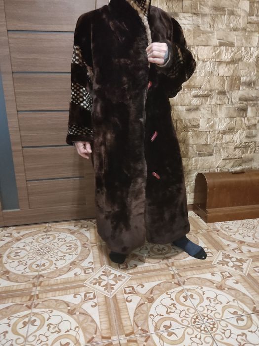 Шуба натуральная Мутон.