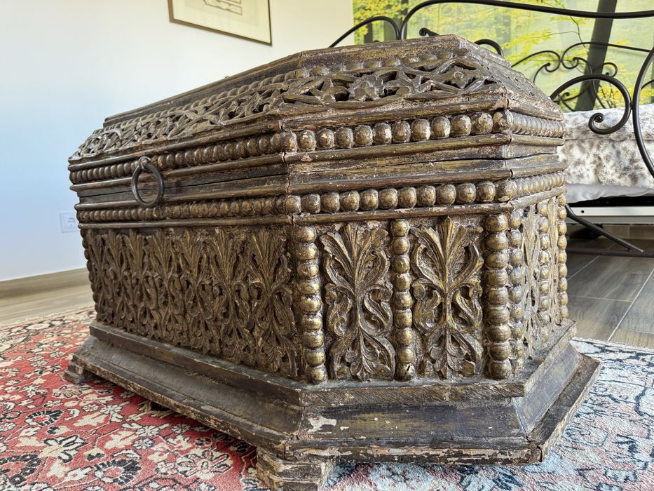 Baú de casamento antigo. Antique wedding case