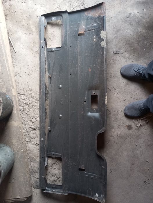 Задня панель ваз 2103