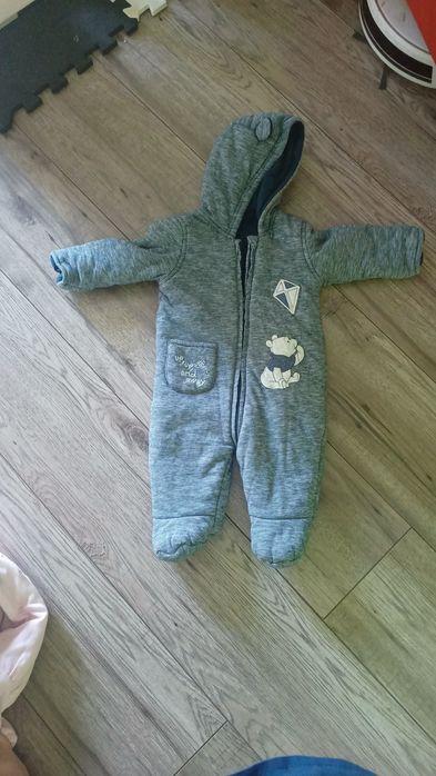 Kombinezon zimowy George od 3 do 6 miesięcy