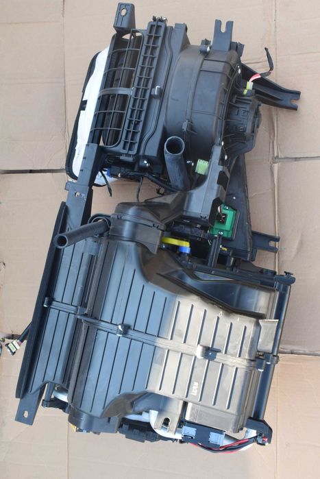 Nagrzewnica kompletna Hyundai IX35 14r. klimatronic. europa