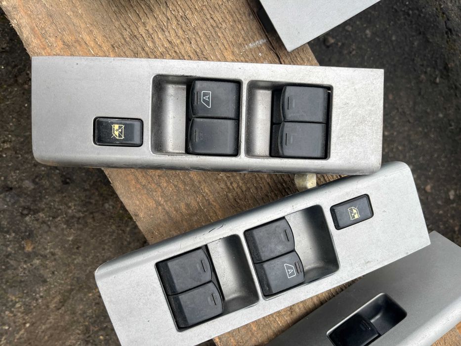 Блок керування склопідйомником Nissan navara d40 pathfinder r51