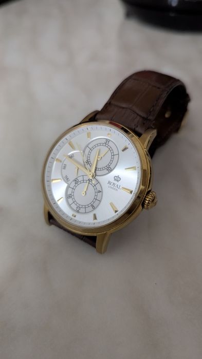 Часы Royal London, годинник Англія