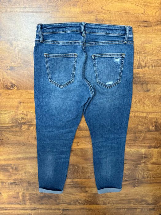 Spodnie jeansowe rybaczki 3 4 z dziurami Lucas Topshop Moto W26 L30 S