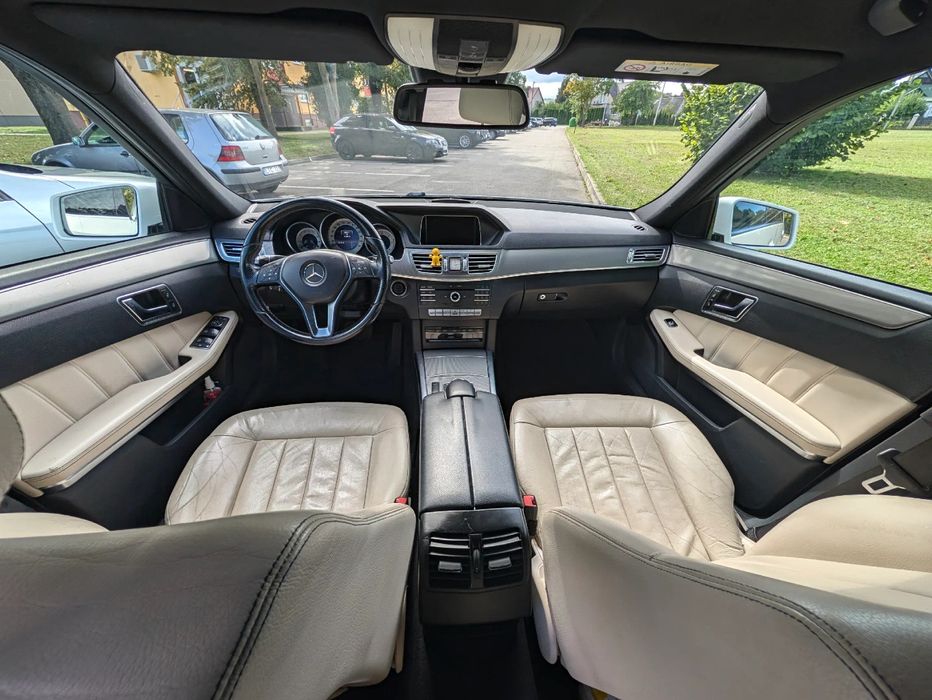 Mercedes Benz e 220 bluetec