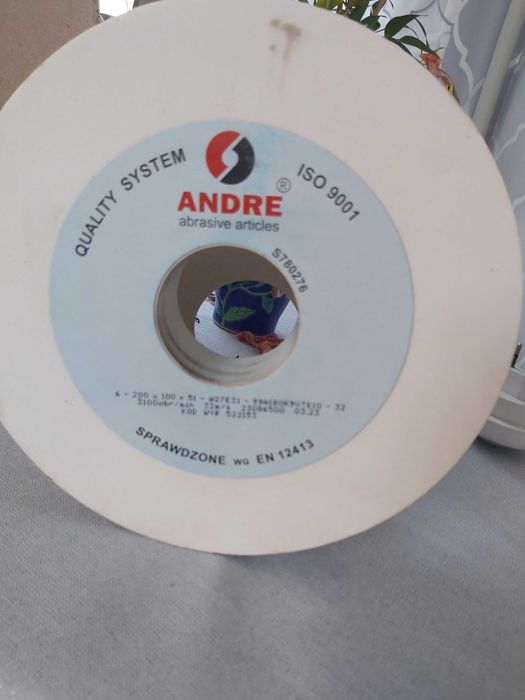 Kamien szlifierski/ściernica garnkowa