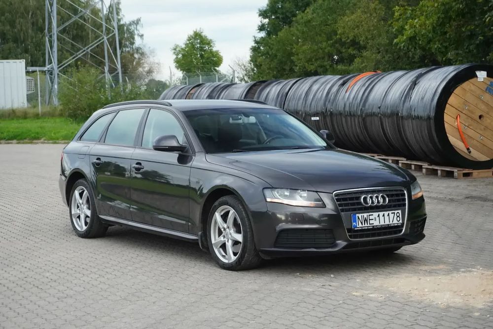 Audi A4 Avant Audi A4 B8 2.0 TDI 143 KM | 2008 | 323 000 km