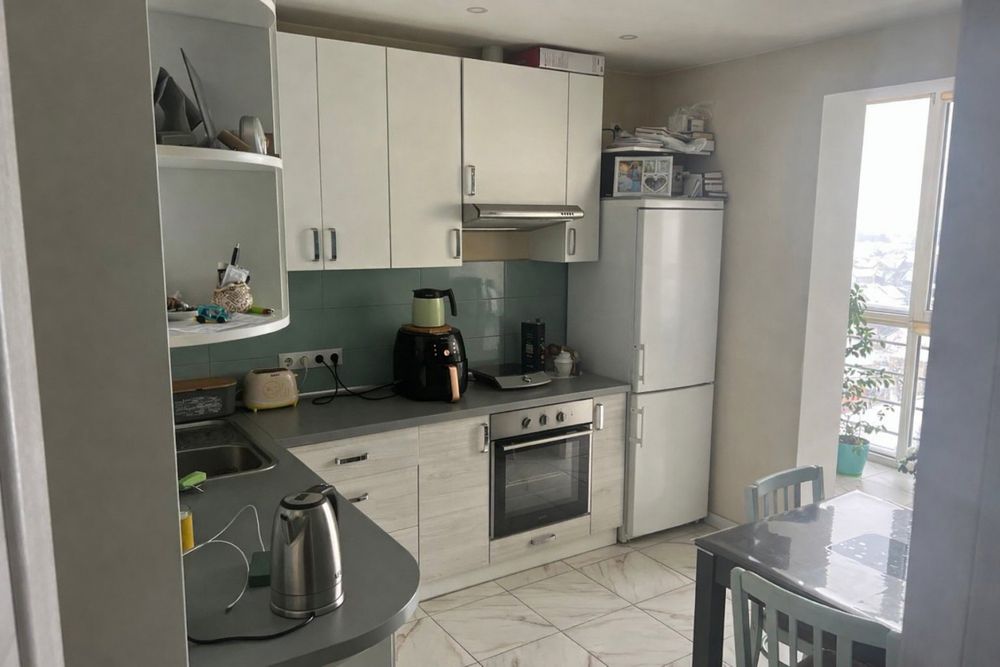 Продам однокімнатну квартиру в центрі Вишневого