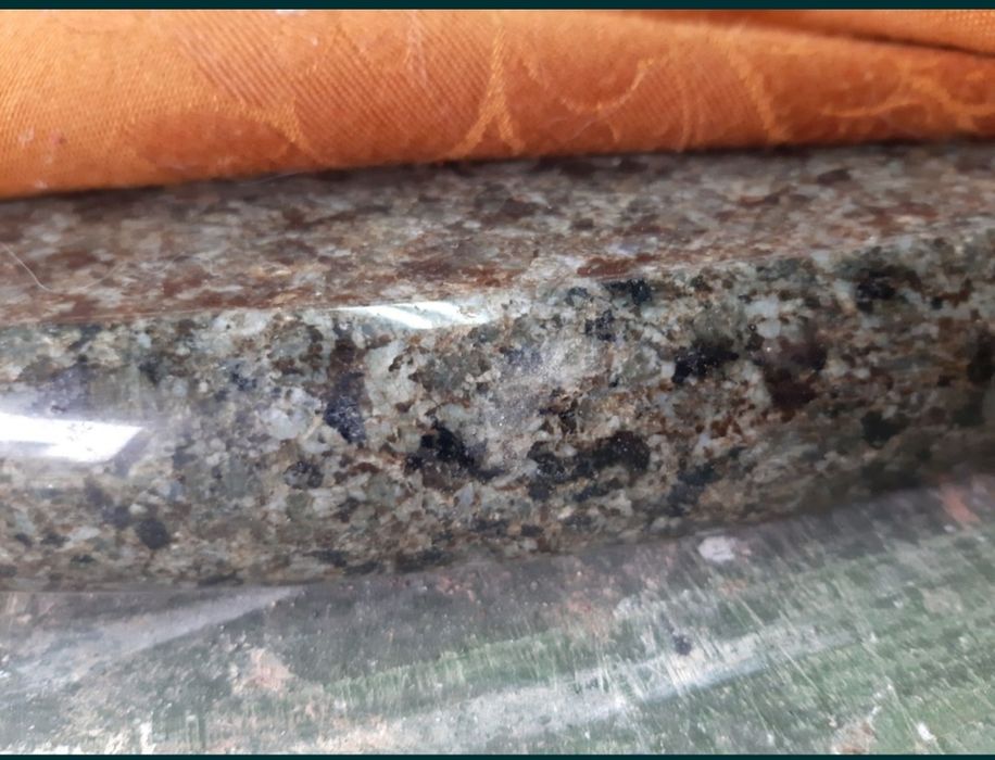 Гранітна стільниця