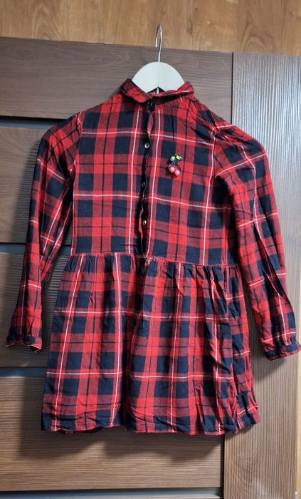 Sukienka dziewczęca 134 reserved