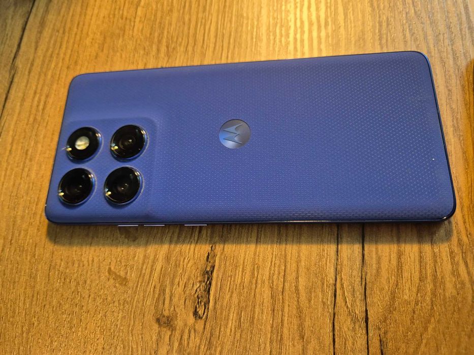 Motorola Edge 60 pro 12/512gb
