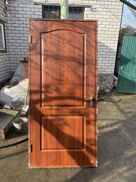 Двері, вікно деревяне