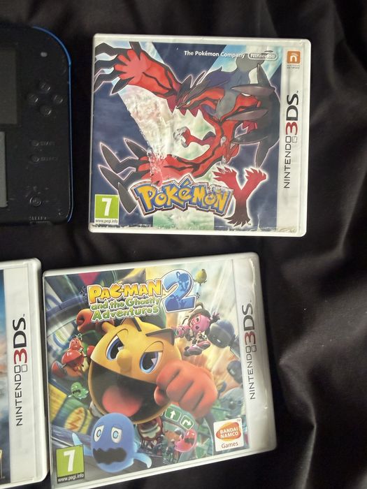 Nintendo 2DS + 4 gry + ładowarka | Komplet