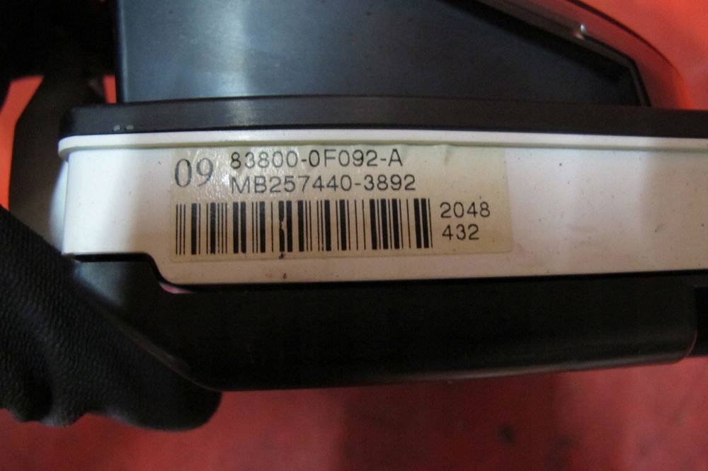 toyota corolla verso 2 ii 04- 2.2 d4d licznik zegary eu 83800-0f092-a