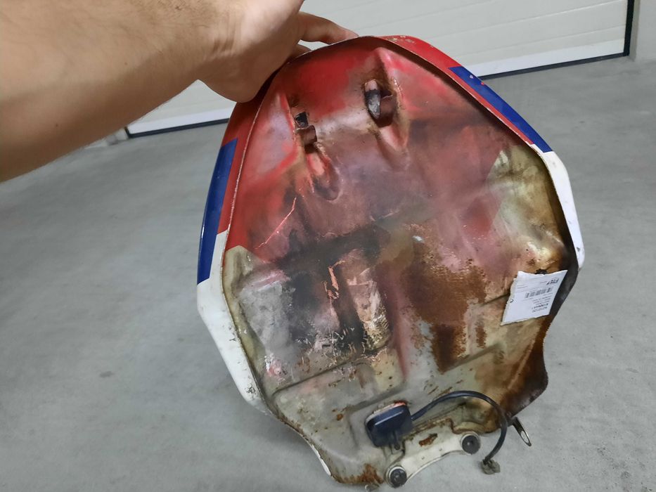 deposito combustivel Kawasaki GPZ600