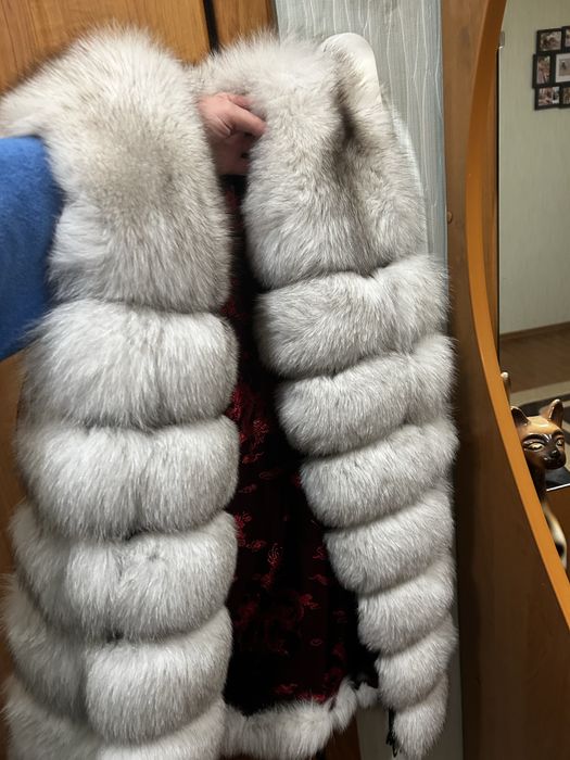 Продам натуральну жилетку з хутра ПОДАРУНОК шубка з шиншили