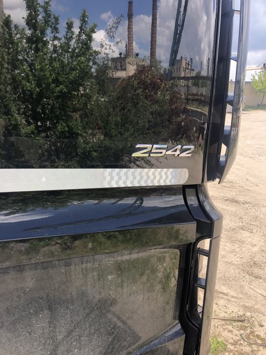 Продам кран манипулятор Palfinger IM-150N на базе мерседес актрос