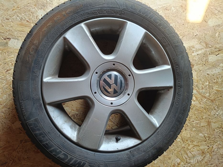 3 jantes originais VW