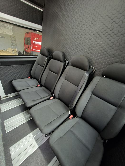 Zabudowa busa Fotele do busa montaż foteli homologacja do busa Master