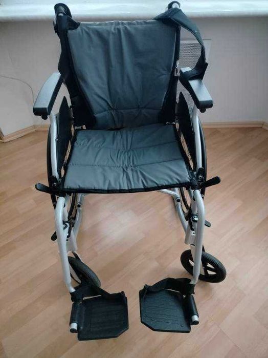 Wózek inwalidzki stan idealny, transport