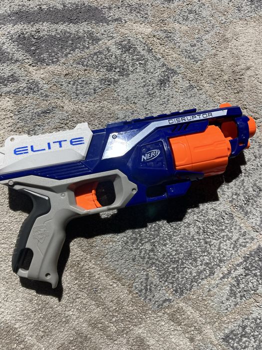 Sprzedam nerfy w calosci