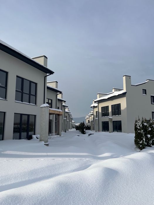 Продаж котеджів у Малехові