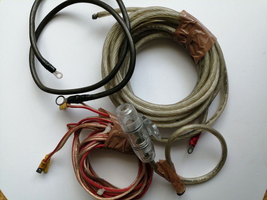 Cabos para ligação de sobwoofer