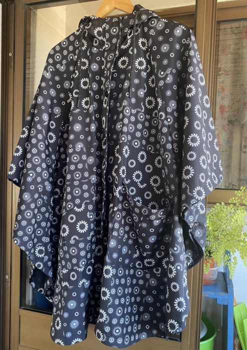 Capa impermeável Desigual