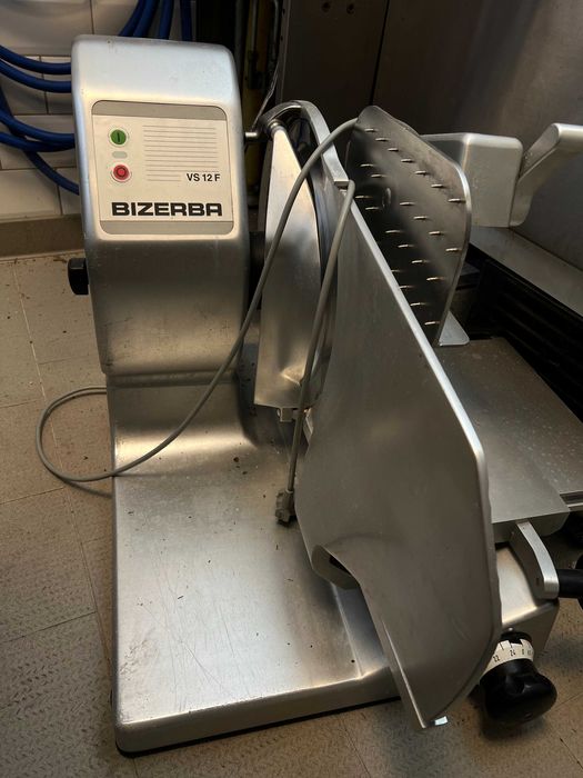 Ręczna krajalnica wertykalna VS12