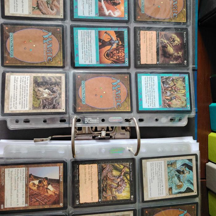 Vendo Coleção de cartas de magic URGENTE 2000€, 45140 mil cartas, 15148 únicas.