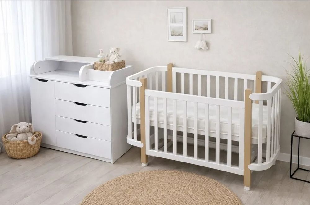 Комплект дитячих меблів BABYMAX. Ліжечко з маятником + матрац + комод-пеленатор для новонародженого