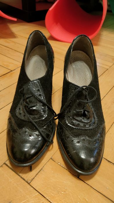 Buty na obcasie, eleganckie, skórzane r.38 Anabelle