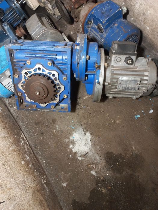 Электродвигатель