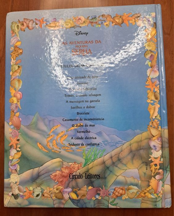 Livro Infantil-Disney Aventuras da pequena Sereia