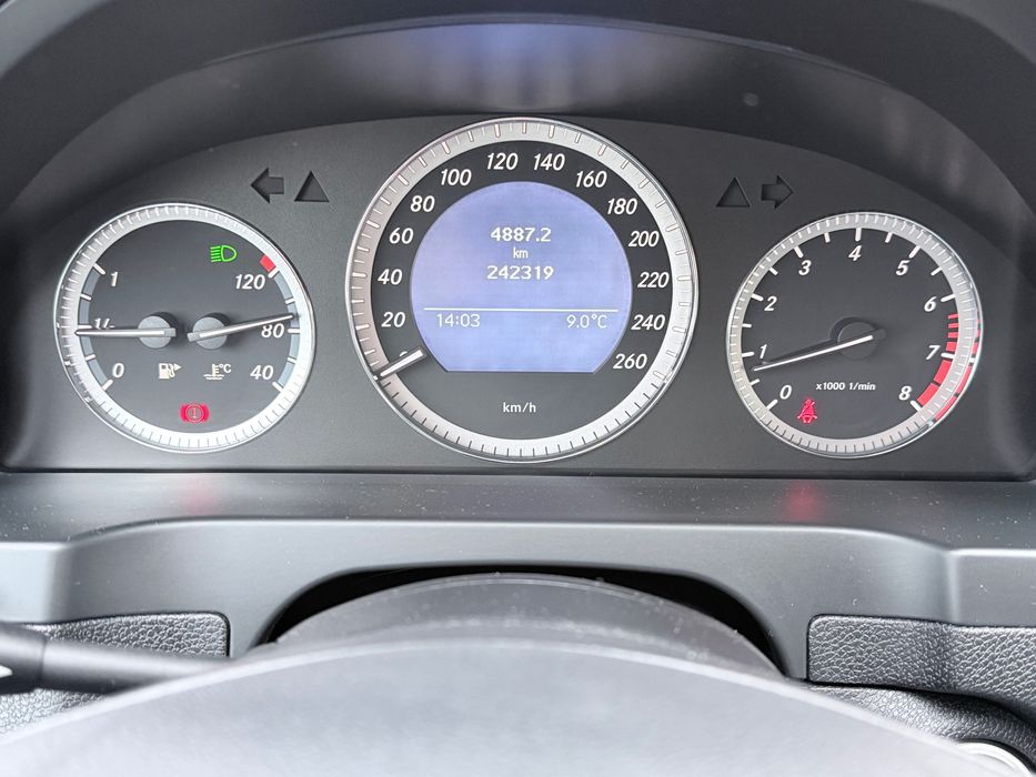 Mercedes-Benz C180 156 KM BlueEfficiency/ 1 właściciel/