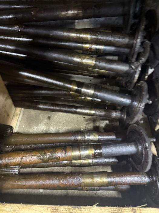 Пів-вісь ЗіЛ-131 середня, задня…