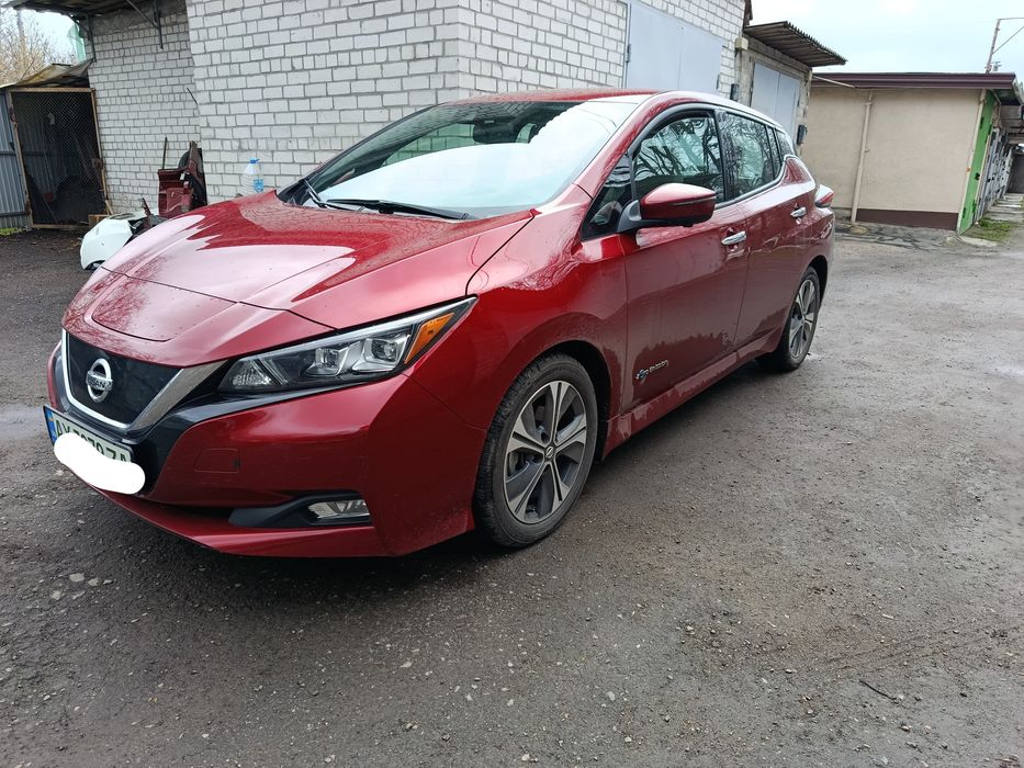 Продам Ніссан leaf