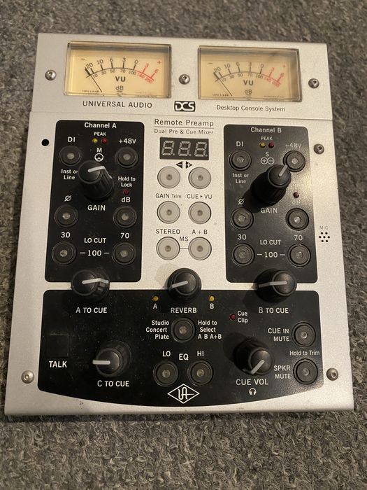 Universal Audio preamp DCS stereo + odsłuch bezlatencyjny