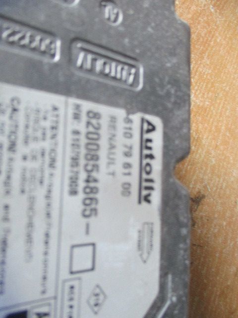 Centralina airbag RENAULT Clio III (BR0/1, CR0/1)