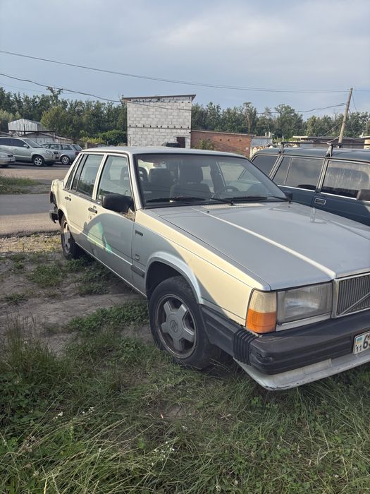 Volvo 740 GL 2.3