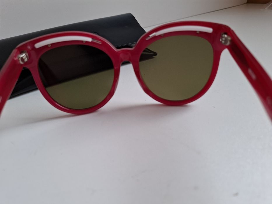 Okulary przeciwsłoneczne damskie Moschino różowe UV400